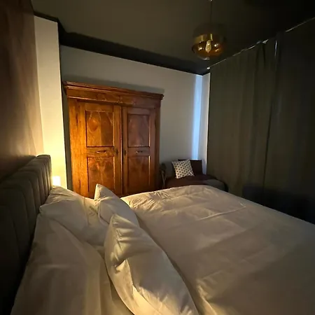 아파트 Charming Historic Hideaway Near Center