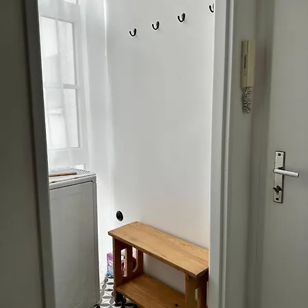 Charming Historic Hideaway Near Center 브라티슬라바